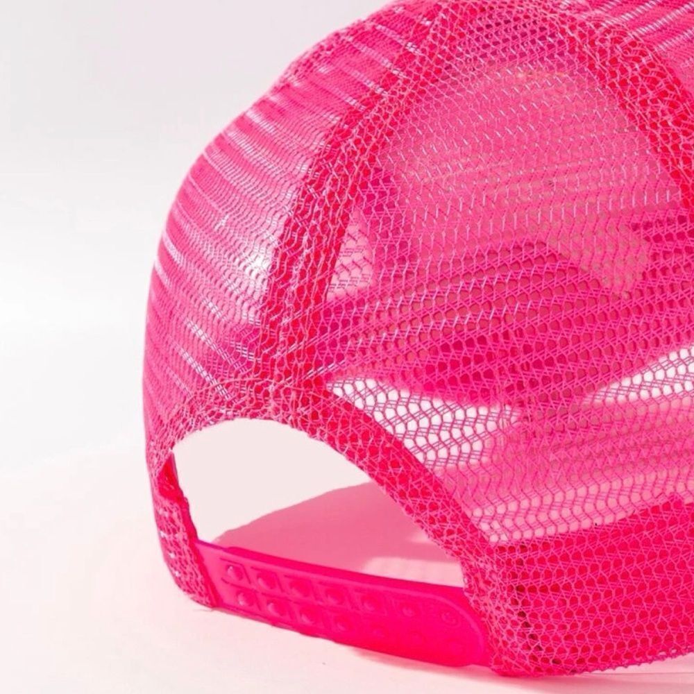 🆕Pink Trucker Hat - Picture 3 of 4